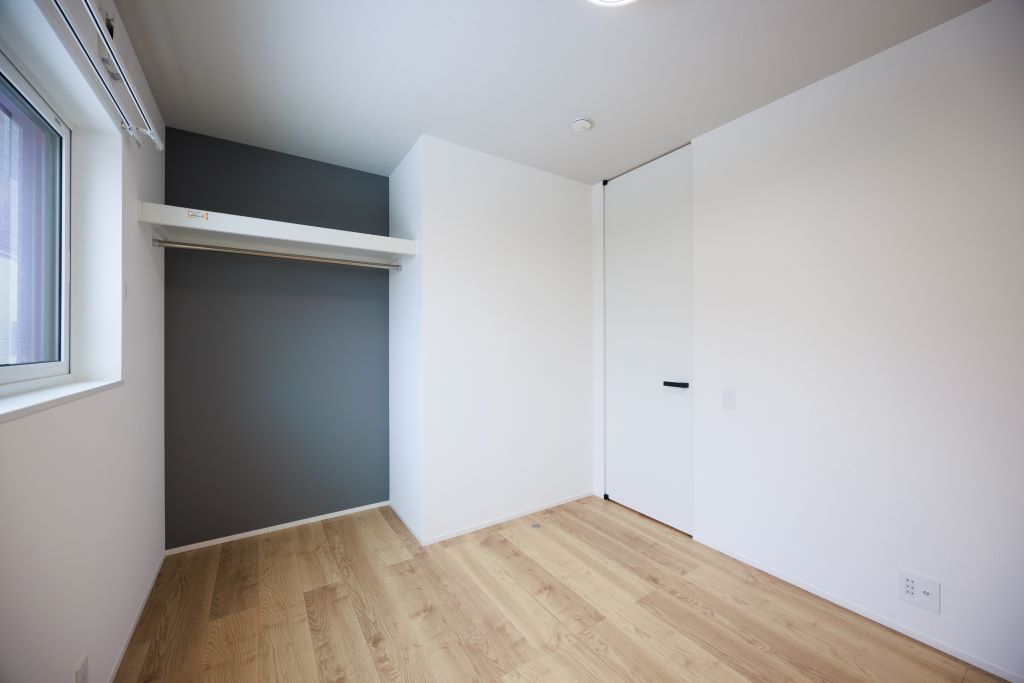 毎日がちょっと特別に、ナチュラル×ホテルライクな平屋｜三条市