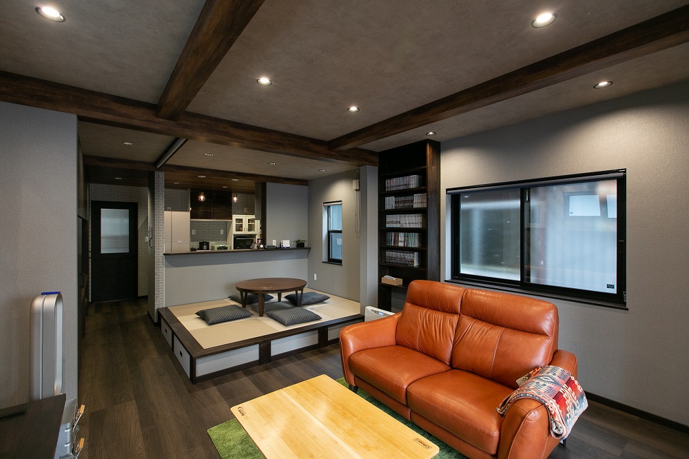 狭小間口だからこそ、こだわりディスプレイ｜長岡市